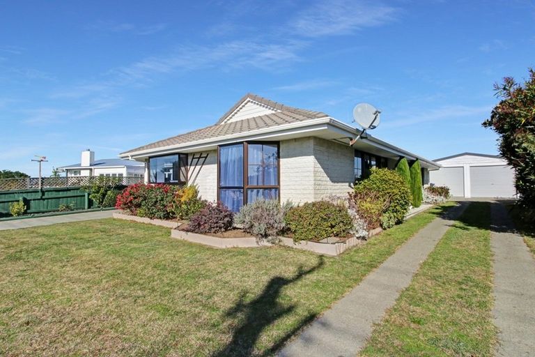Photo of property in 2a Seabury Avenue, Foxton Beach, Foxton, 4815