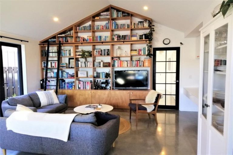 Photo of property in 3 Bellamore Street, Lake Hayes, Queenstown, 9304