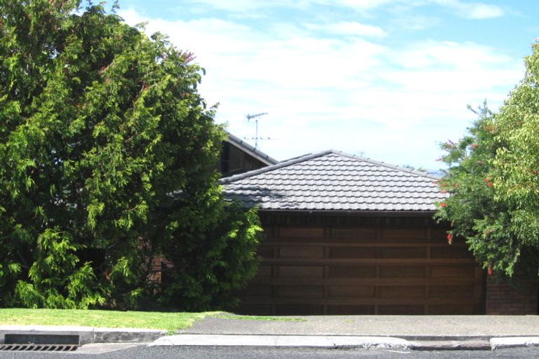 Photo of property in 61 Gulf View Road, Murrays Bay, Auckland, 0630
