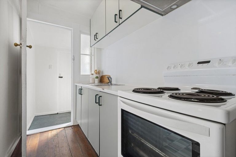 Photo of property in 1/62 Old Wairoa Road, Papakura, 2110