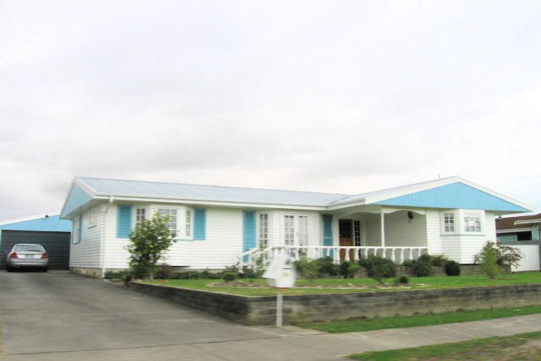 Photo of property in 12 York Avenue, Tamatea, Napier, 4112