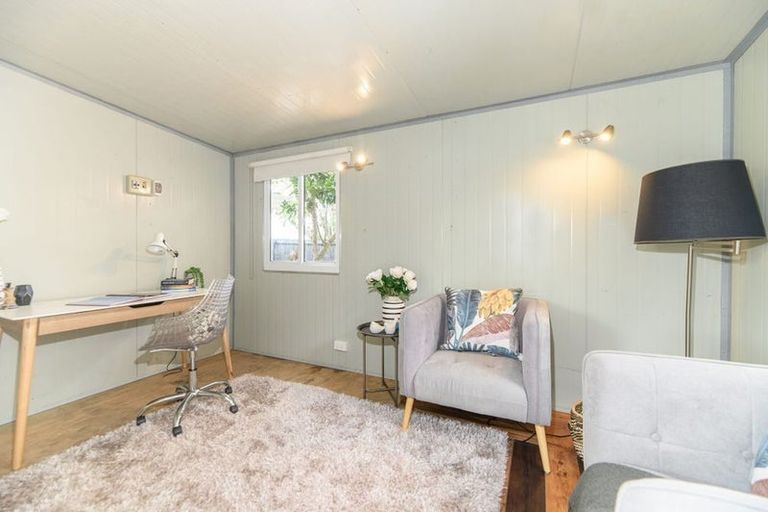 Photo of property in 43 Price Crescent, Mount Wellington, Auckland, 1060