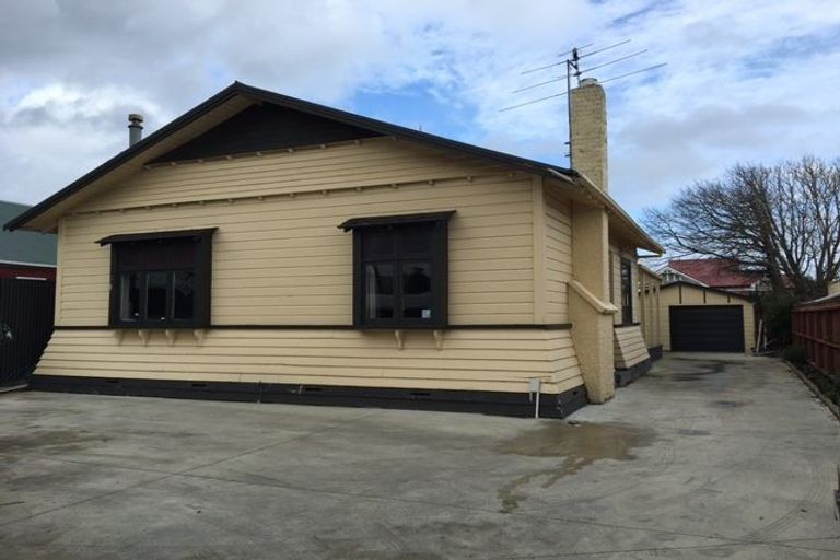 Photo of property in 214 Ferguson Street, Palmerston North, 4410