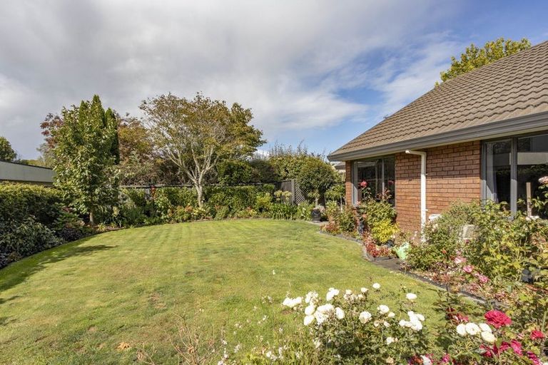 Photo of property in 17 Windsor Court, Rangiora, 7400