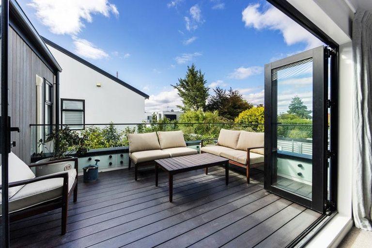 Photo of property in 65b Rugby Street, Merivale, Christchurch, 8014