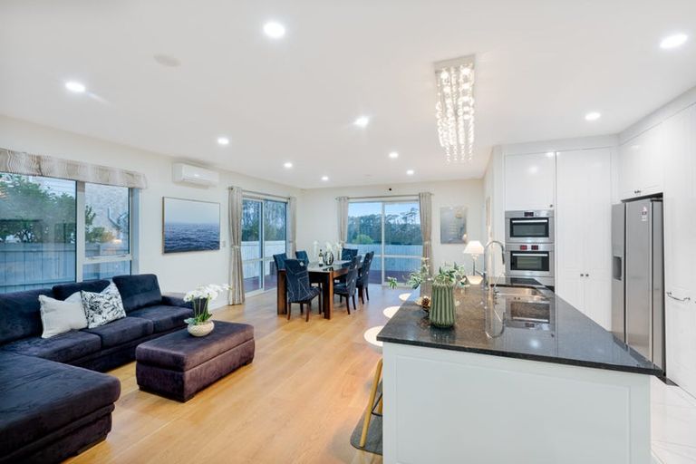 Photo of property in 20 Irongate Avenue, Ranui, Auckland, 0612