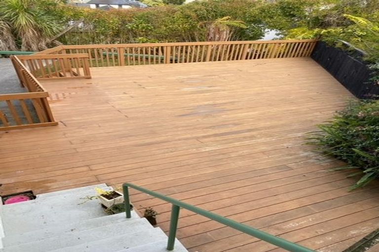 Photo of property in 67 Ravenwood Drive, Forrest Hill, Auckland, 0620