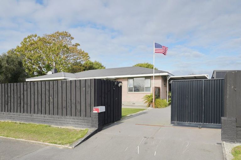 Photo of property in 13 Petries Road, Woodend, 7610