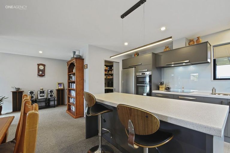 Photo of property in 43 Westpark Boulevard, Rangiora, 7400