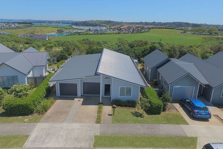 Photo of property in 31 Cape Cod Drive, Gulf Harbour, Whangaparaoa, 0930