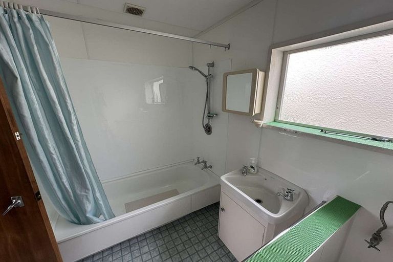 Photo of property in 16 Passmore Crescent, Maori Hill, Dunedin, 9010