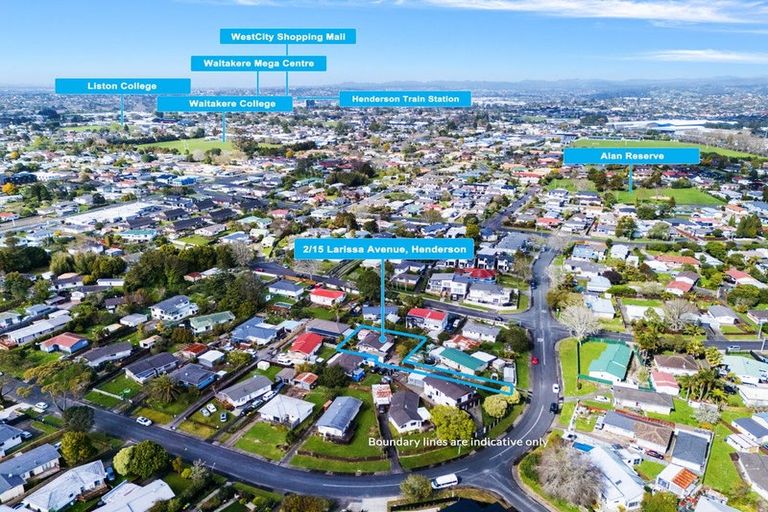 Photo of property in 2/15 Larissa Avenue, Henderson, Auckland, 0610