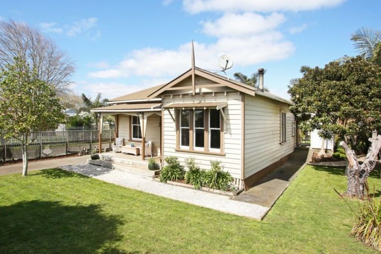 Photo of property in 9 Gibson Road, Tuakau, 2121
