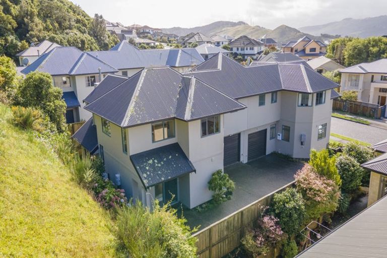 Photo of property in 12a Chippenham Grove, Churton Park, Wellington, 6037