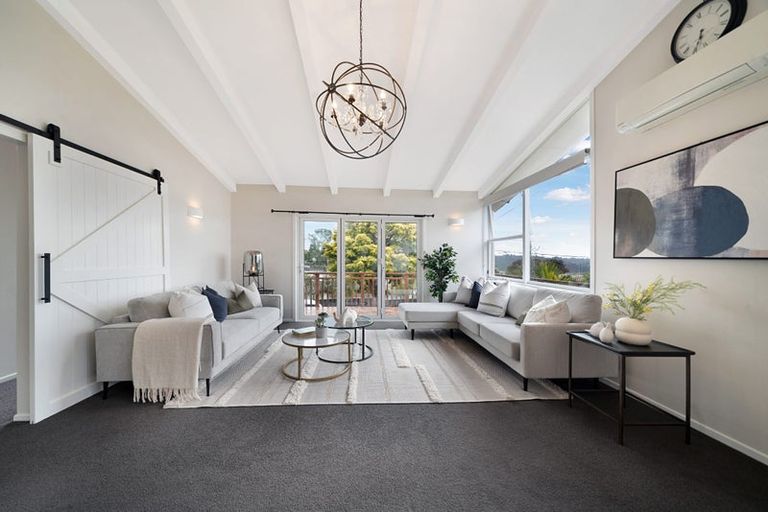 Photo of property in 99 Hetherington Road, Ranui, Auckland, 0612