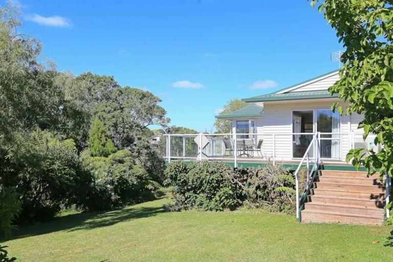 Photo of property in 41b Jaemont Avenue, Te Atatu South, Auckland, 0610
