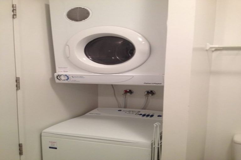 Photo of property in 155 Beach Road, Castor Bay, Auckland, 0620