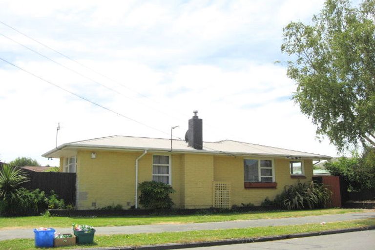 Photo of property in 4 Horton Place, Avondale, Christchurch, 8061