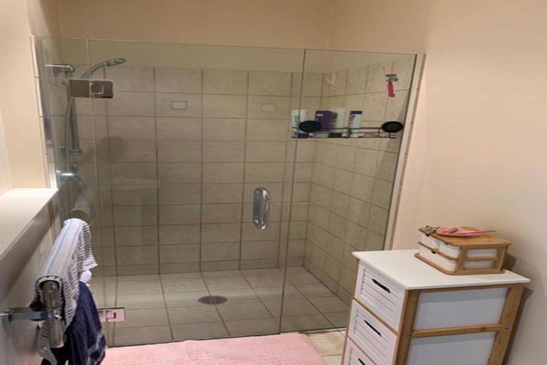 Photo of property in 1b/6 Kingdon Street, Newmarket, Auckland, 1023