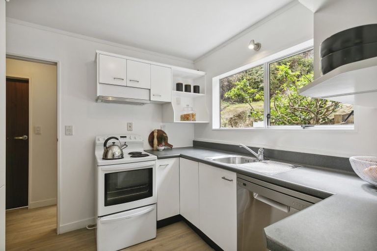 Photo of property in 11 Tralee Place, Johnsonville, Wellington, 6037