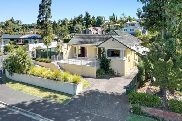 Photo of property in 1 Ann Street, Beerescourt, Hamilton, 3200