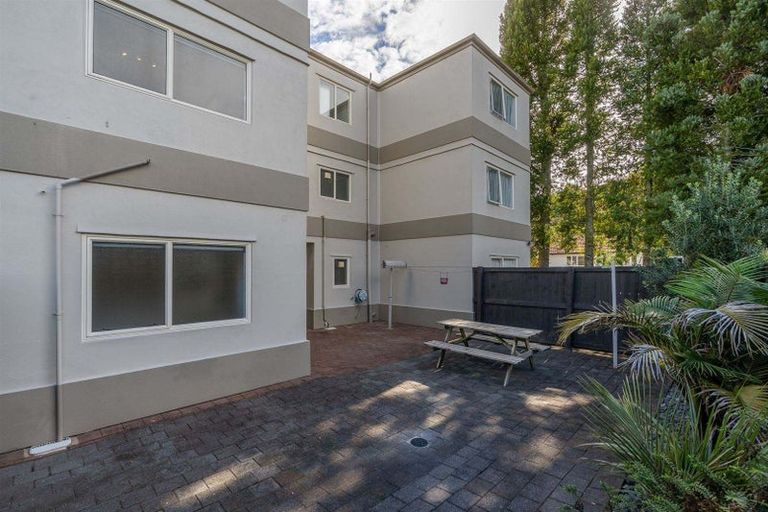 Photo of property in 29b Opoia Road, Hamilton East, Hamilton, 3216