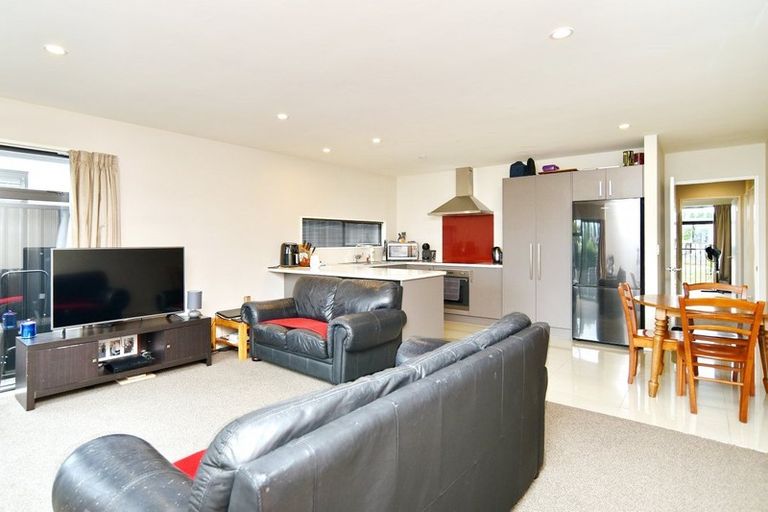 Photo of property in 15a Te Whenu Crescent, Marshland, Christchurch, 8083