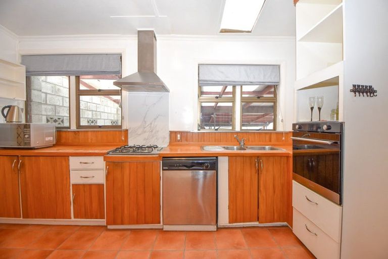 Photo of property in 243 High Street North, Carterton, 5713