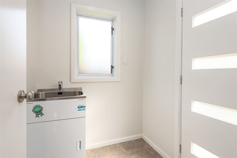 Photo of property in 27 Bishopsworth Street, Hillsborough, Christchurch, 8022