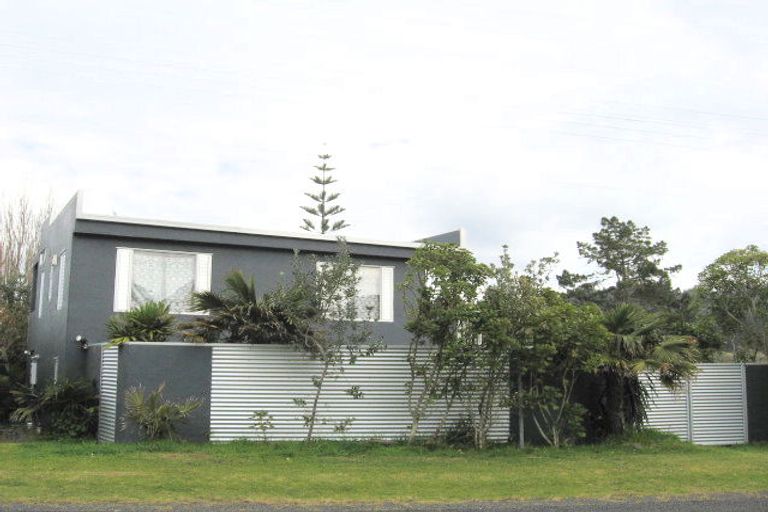 Photo of property in 123 Ocean Beach Road, Tairua, 3508