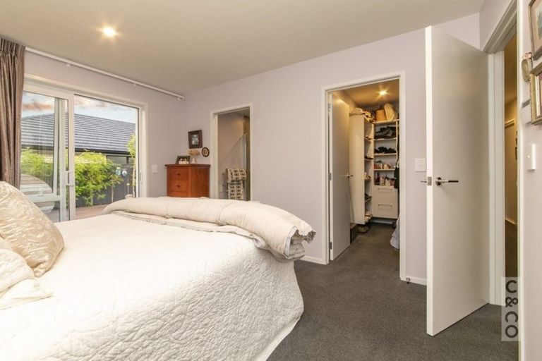 Photo of property in 23 Dida Park Drive, Kumeu, 0810