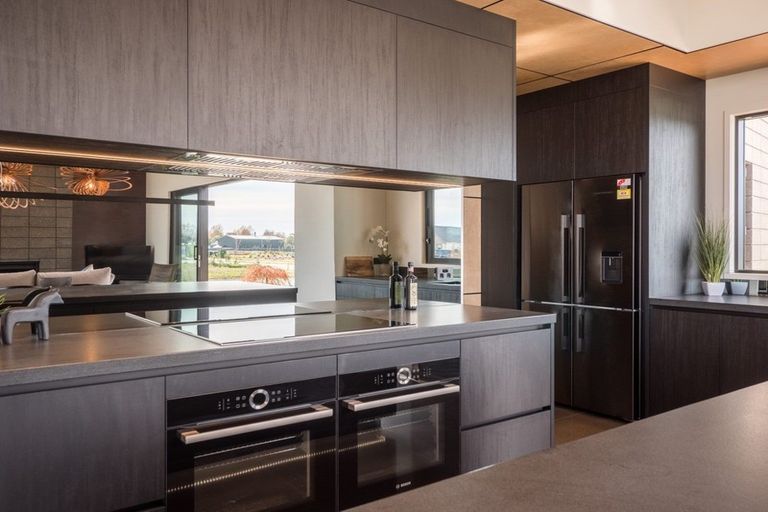 Photo of property in 33 Seachange Drive, Leamington, Cambridge, 3432