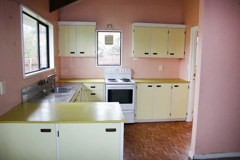 Photo of property in 37 Stewart Street, Waikouaiti, 9510