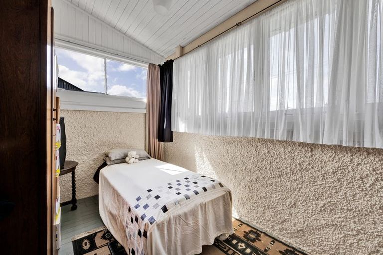 Photo of property in 3 George Street, Hawera, 4610