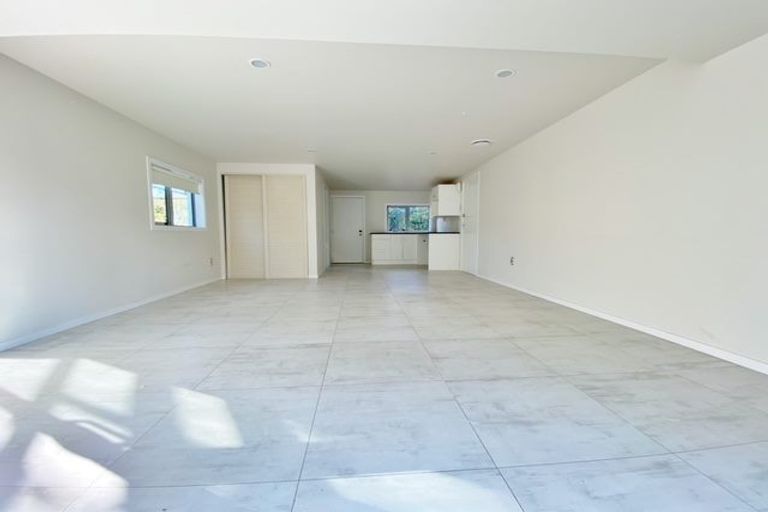 Photo of property in 67 Ravenwood Drive, Forrest Hill, Auckland, 0620