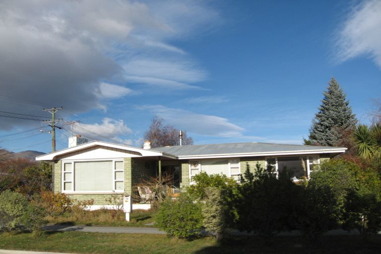 Photo of property in 28 Donegal Street, Cromwell, 9310