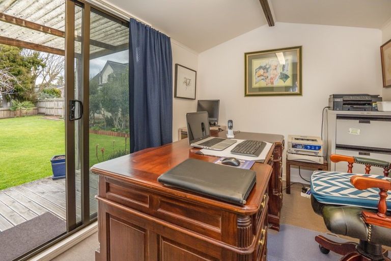 Photo of property in 201 Tudor Avenue, Mayfair, Hastings, 4122