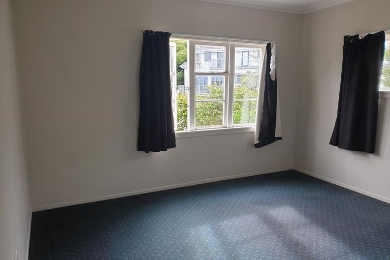 Photo of property in 90c Townsend Road, Miramar, Wellington, 6022