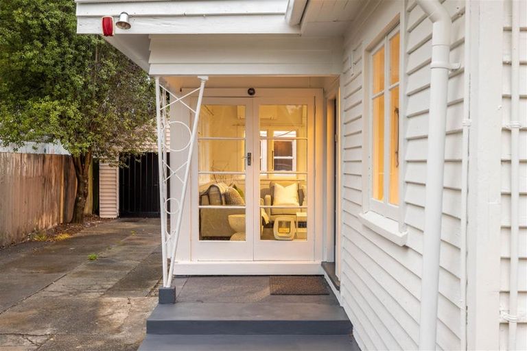 Photo of property in 56 Torrens Road, Hillmorton, Christchurch, 8024