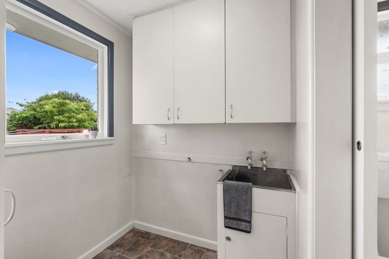 Photo of property in 43a Cullahill Street, Harewood, Christchurch, 8051