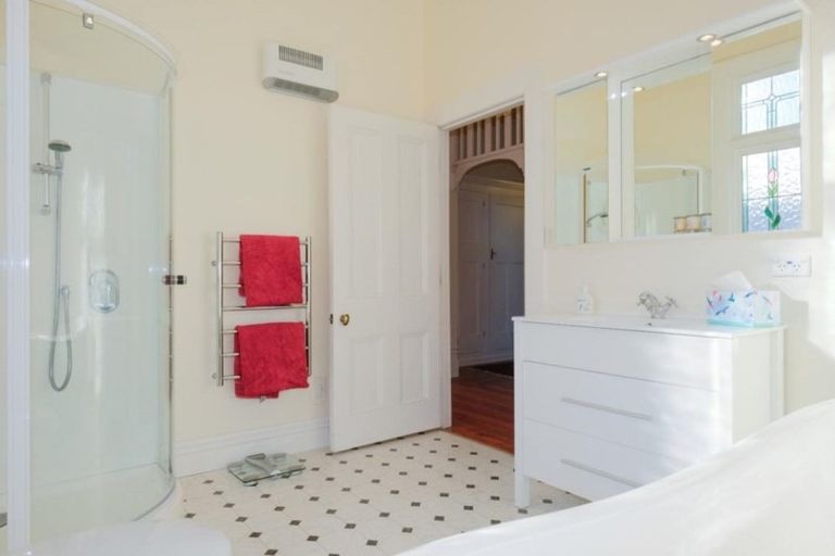 Photo of property in 2 Sim Street, Maori Hill, Dunedin, 9010