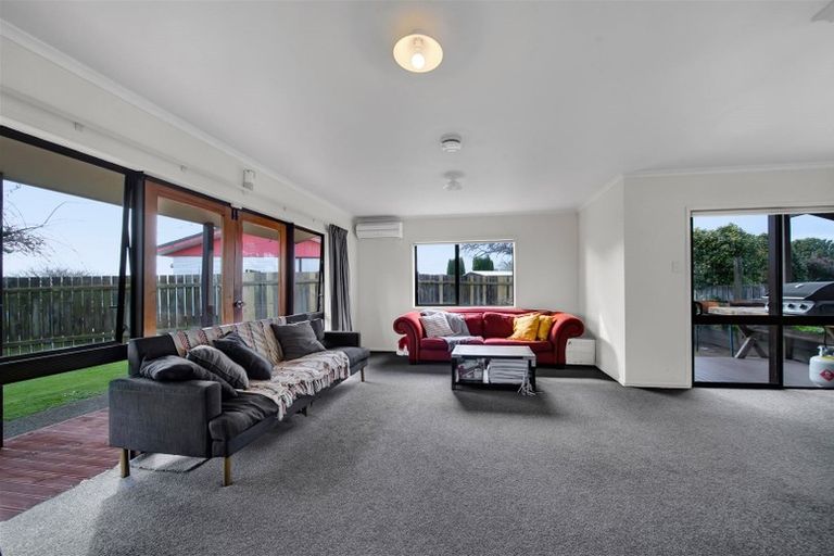 Photo of property in 11a Wicklow Place, Bell Block, New Plymouth, 4312