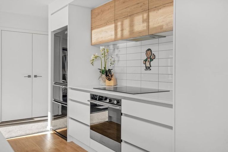 Photo of property in 26 Naylor Street, Clyde, 9330