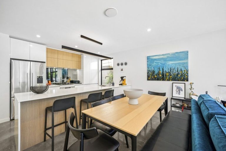 Photo of property in 19 Picton Avenue, Newtown, Wellington, 6021