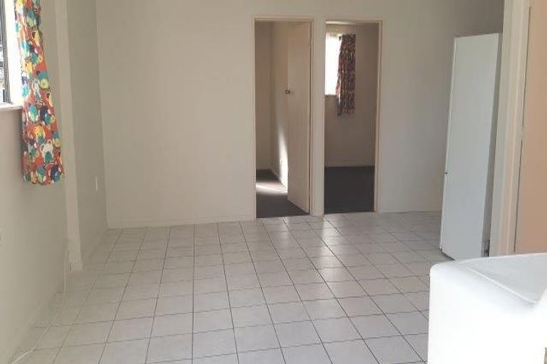 Photo of property in 348 Blenheim Road, Upper Riccarton, Christchurch, 8041