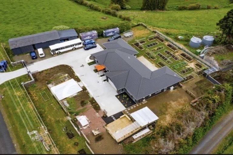 Photo of property in 130 Irwin Road, Kingseat, Pukekohe, 2679