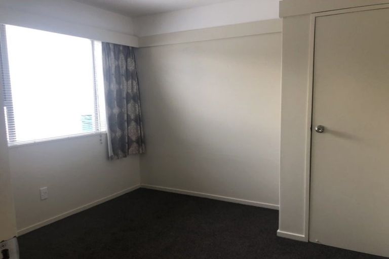 Photo of property in 3/24 Caesars Place, Churton Park, Wellington, 6037