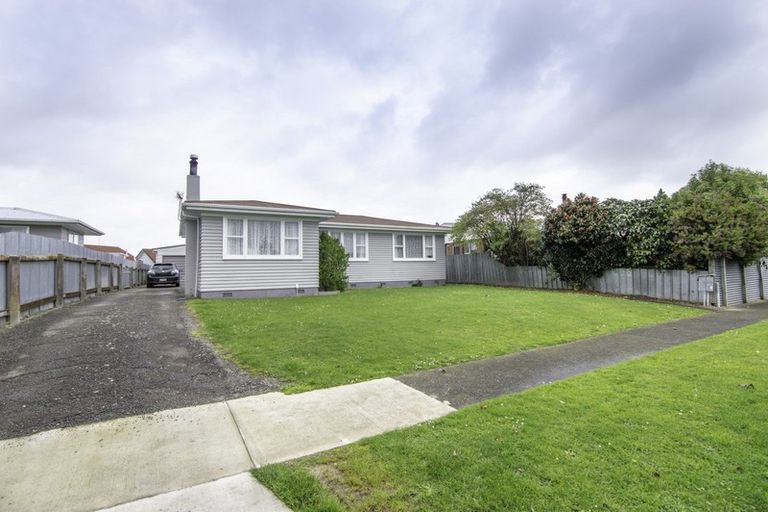 Photo of property in 17 Alexander Street, Awapuni, Palmerston North, 4412