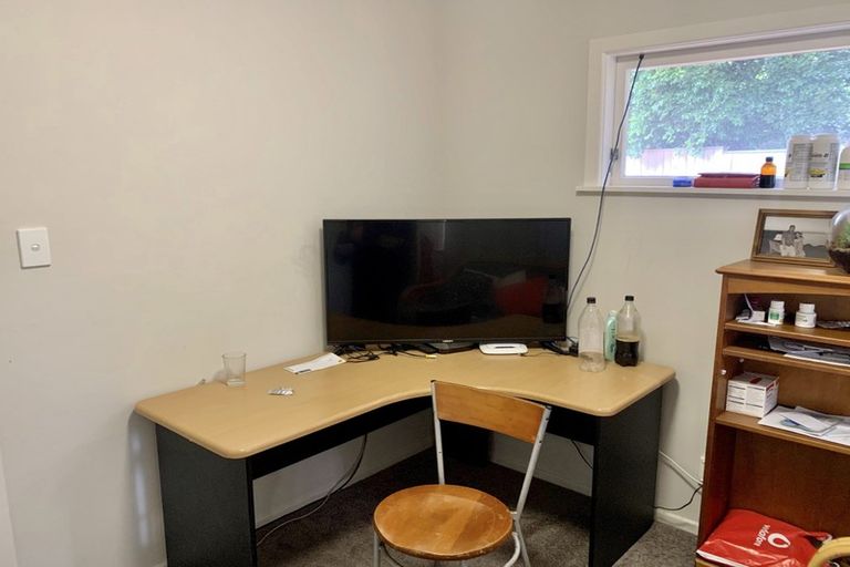 Photo of property in 33 Diana Drive, Glenfield, Auckland, 0627