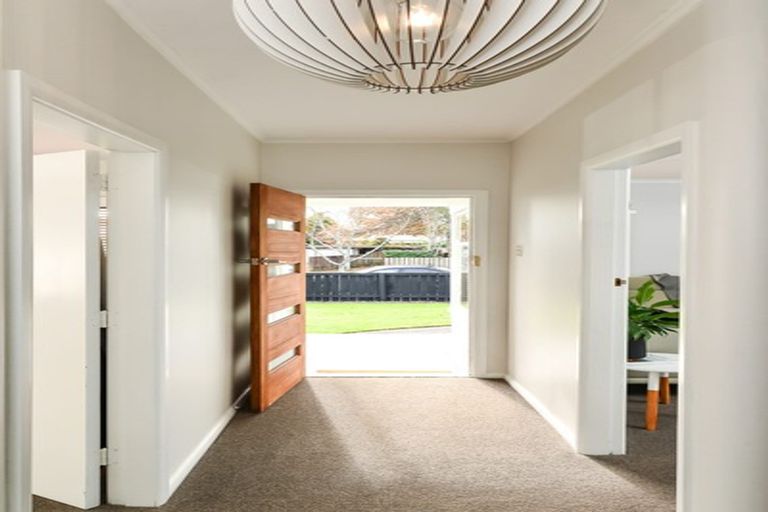 Photo of property in 30 Gillies Avenue, Claudelands, Hamilton, 3214